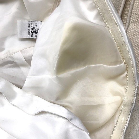 White Cream Prom Dress, SIZE L  - Picture 7 of 8